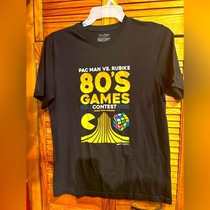 Pac man Rubik’s cube shirt men’s medium